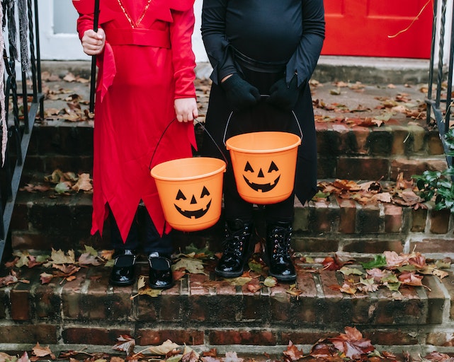 What Time Does Trick or Treating Start This Year? Wicked Uncle Blog